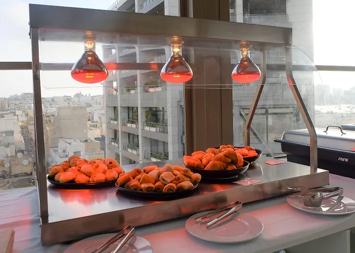 Hotel Grands And Sliema 4*