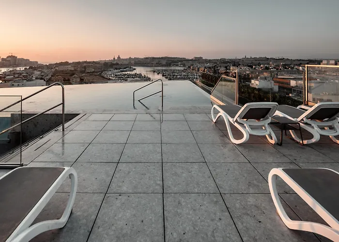 Hotel Grands And Sliema