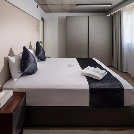 Grands Residences And Hotel
