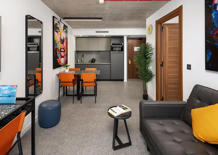 Hotel Grands And Sliema 4*